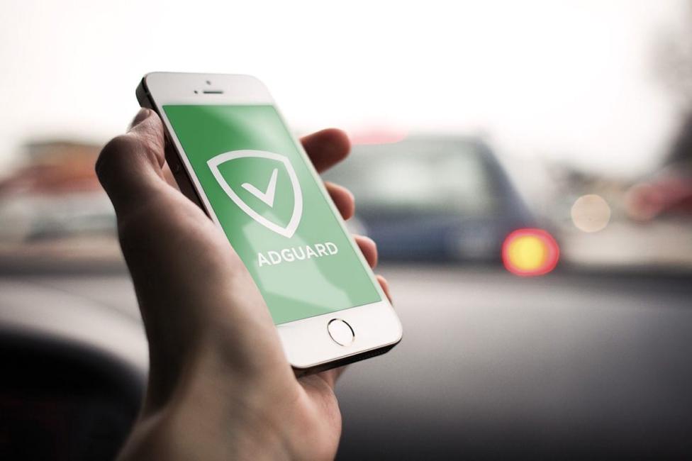 AdGuard and AdGuard Pro for iOS updates