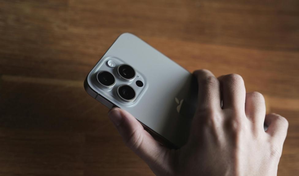 AdGuard v4.5.5 for iOS: filters are back in full numbers on iOS 17